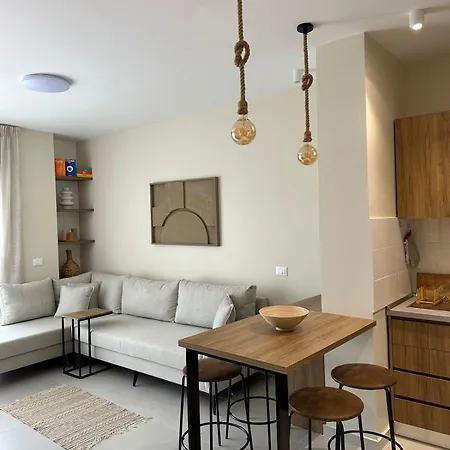 Golem, Durres Апартаменты Голем